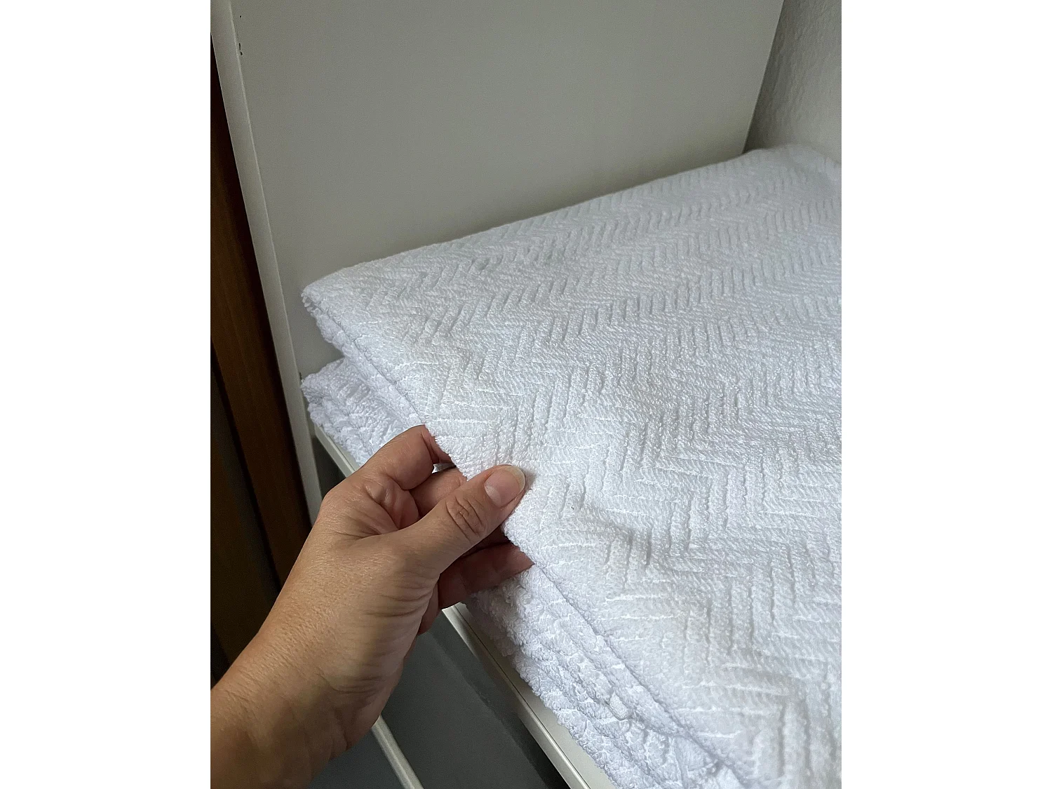 Handtücher 2er Set MITIARO Baumwollfrottee Weiss
