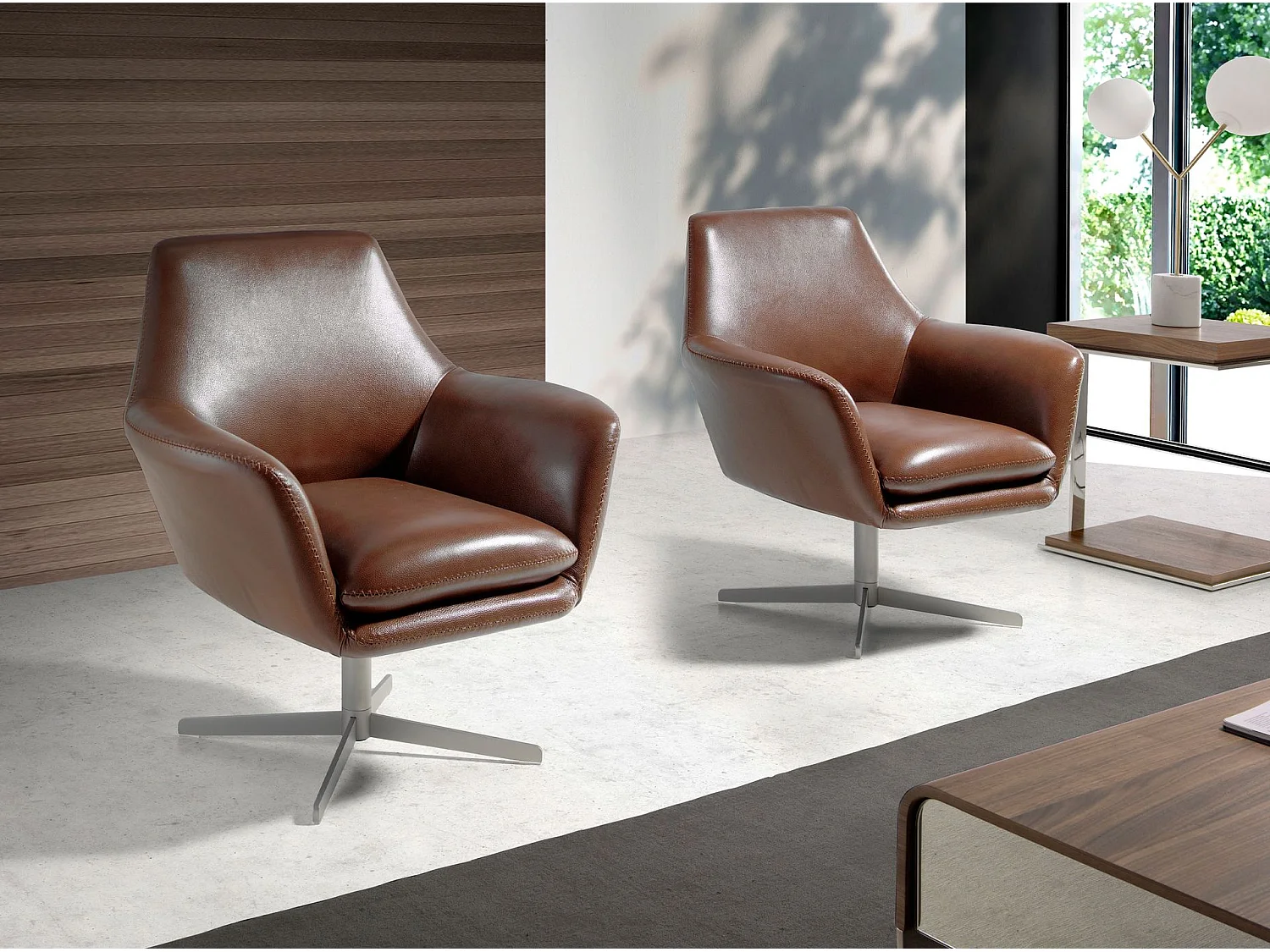 Fauteuil pivotant en cuir brun cognac 5093 ANGEL CERDA