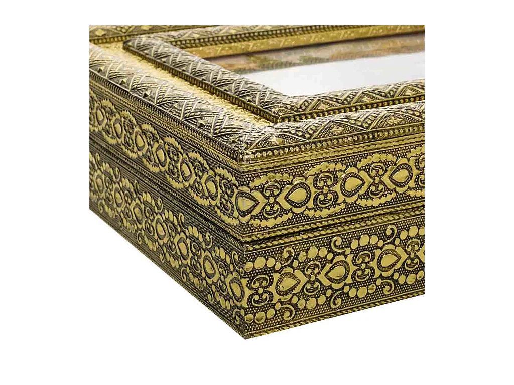 Portagioie in metallo dorato sbalzato 30x25x7,5h