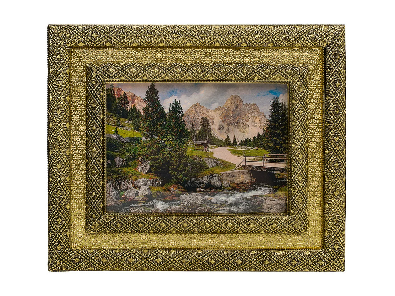 Portagioie in metallo dorato sbalzato 30x25x7,5h