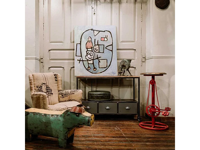 Entreekast van hout en metaal met 2 planken en 3 lades, die een unieke stijl en comfort biedt