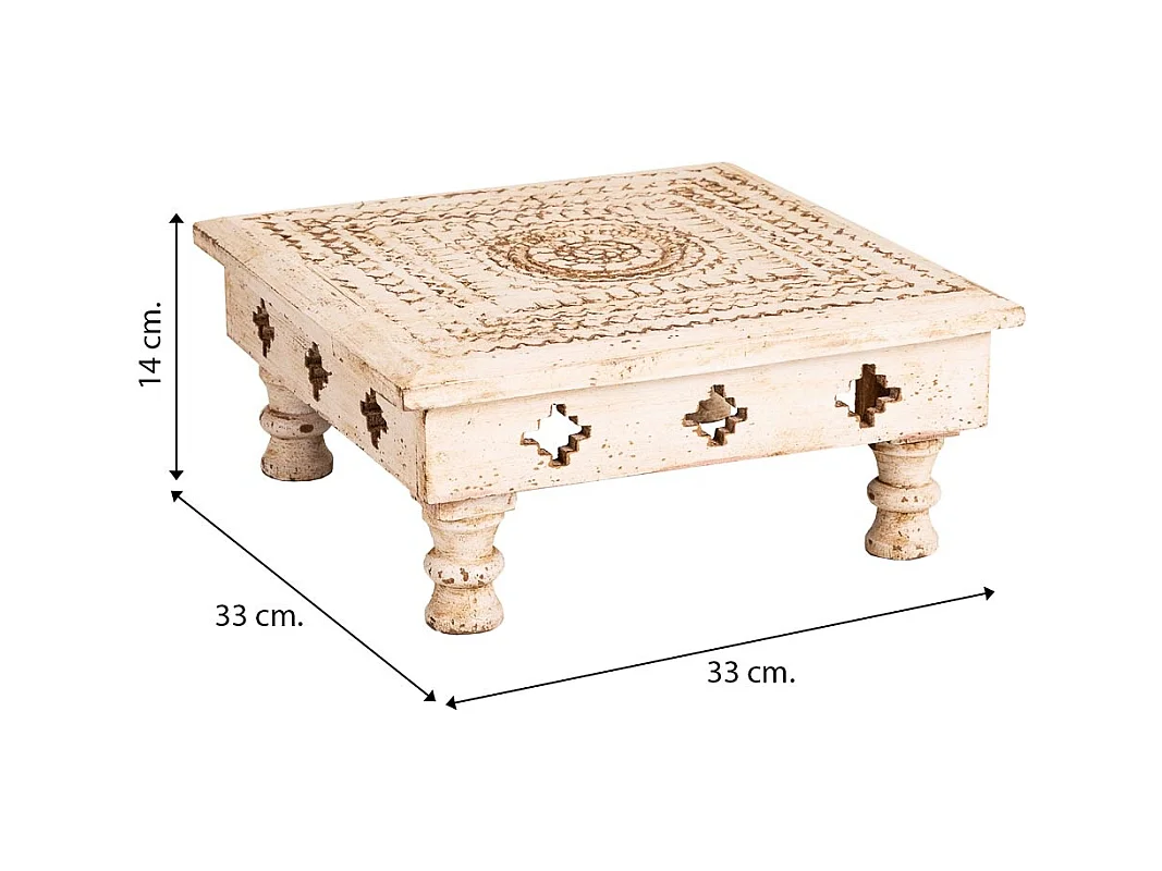 Brauner, geschnitzter Couchtisch aus Holz, 33x33x14h cm