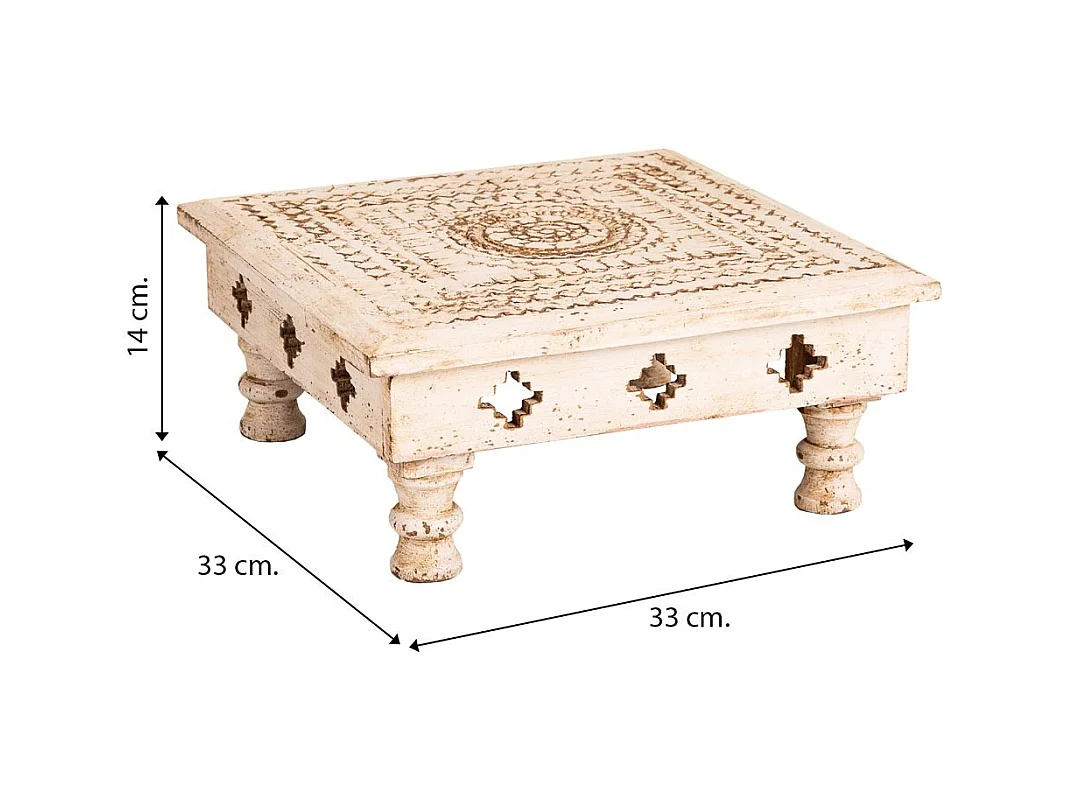 Brauner, geschnitzter Couchtisch aus Holz, 33x33x14h cm