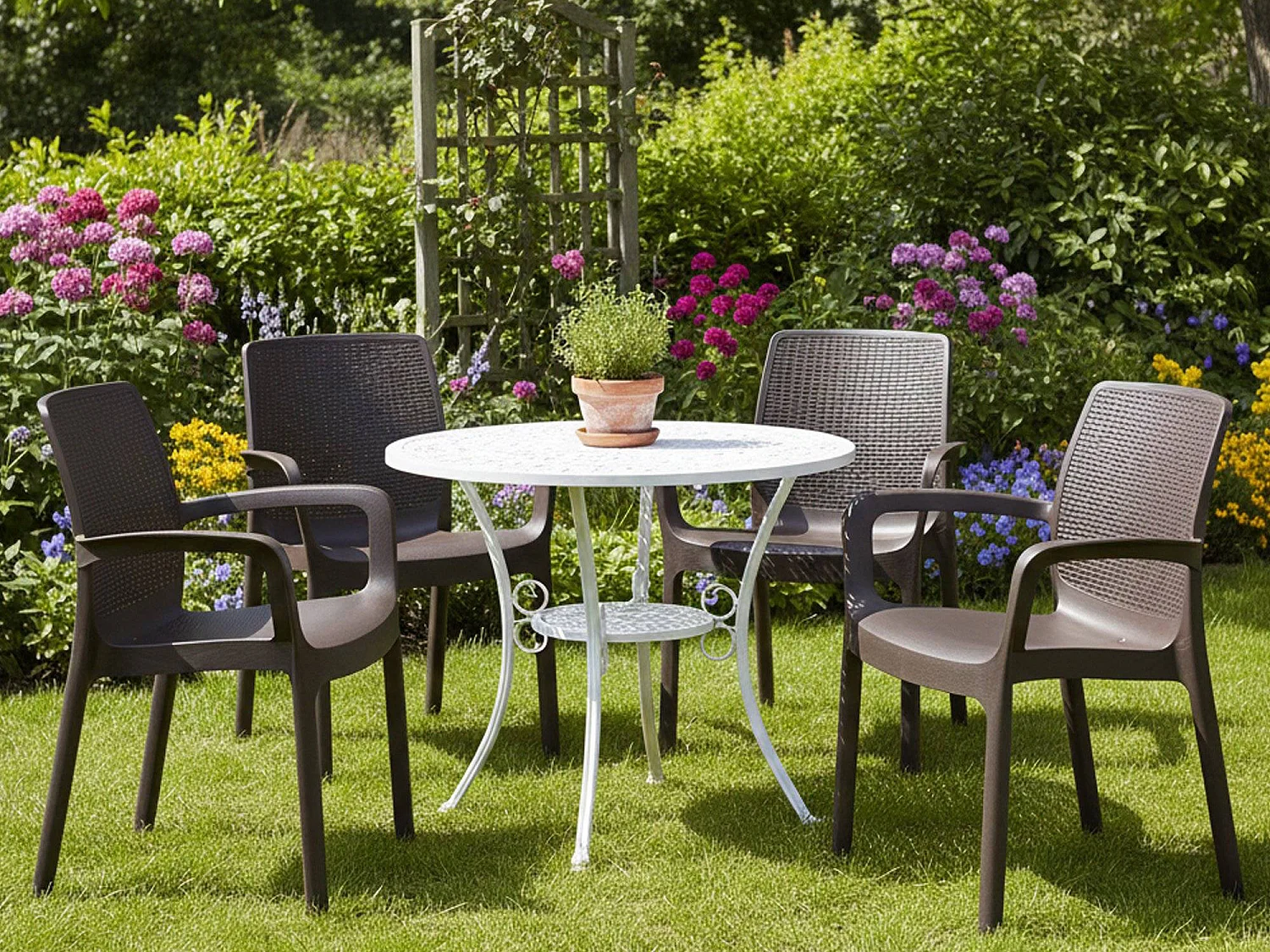 Sillas de Jardín Dnardin, Juego de 4 asiento de jardín, Silla para mesa de comedor, Sillón de exterior efecto ratán, 100% Made in Italy, 54x60h82 cm, Antracita