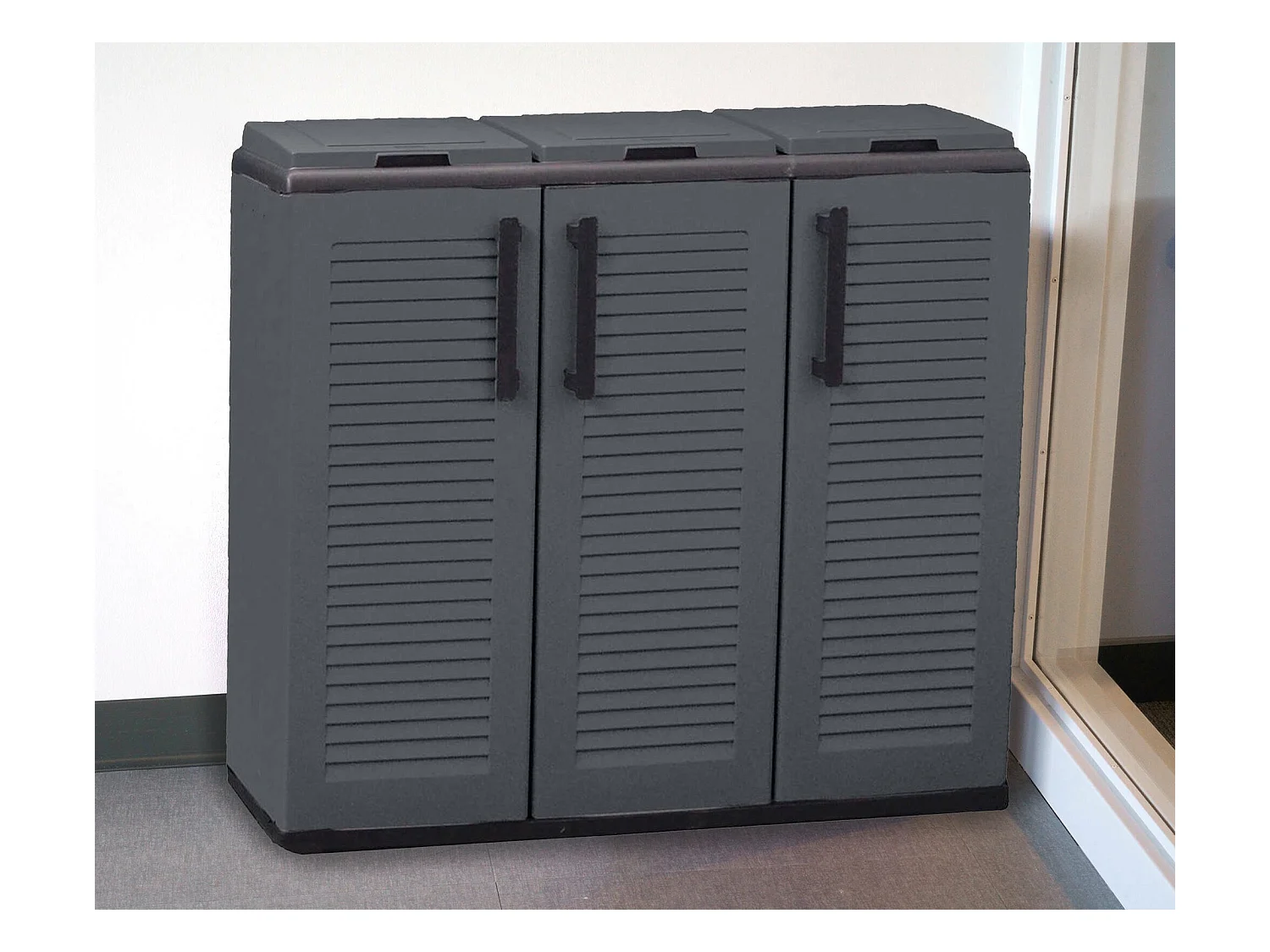 Armoire extérieure ou interne, porte mobile 3 sacs à 3 portes pour collection séparée, 100% Made in Italy, 102x37h84 cm, couleur grise