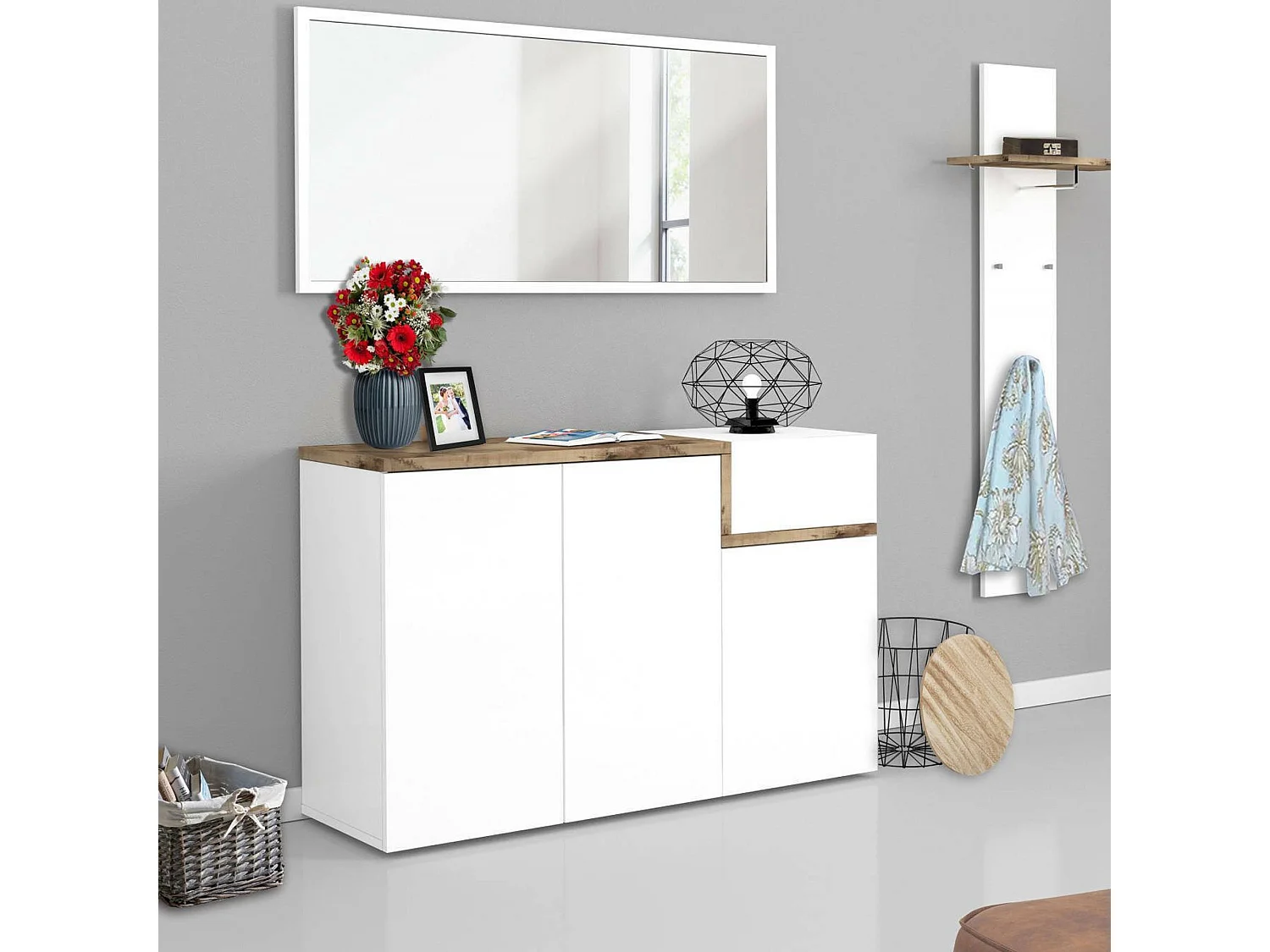 Zapatero Dmessia, Mueble multiusos 3 puertas y 1 puerta abatible, Zapatero de entrada, 100% Made in Italy, cm 120x40h80, Blanco brillo y Arce