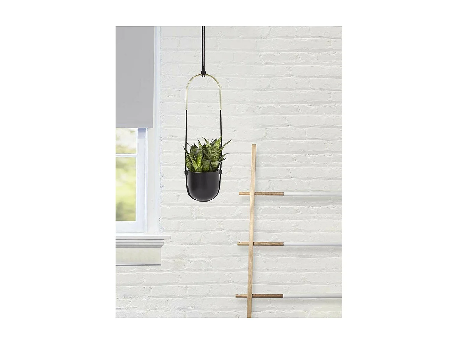 Jardiniere suspendue Bolo noir