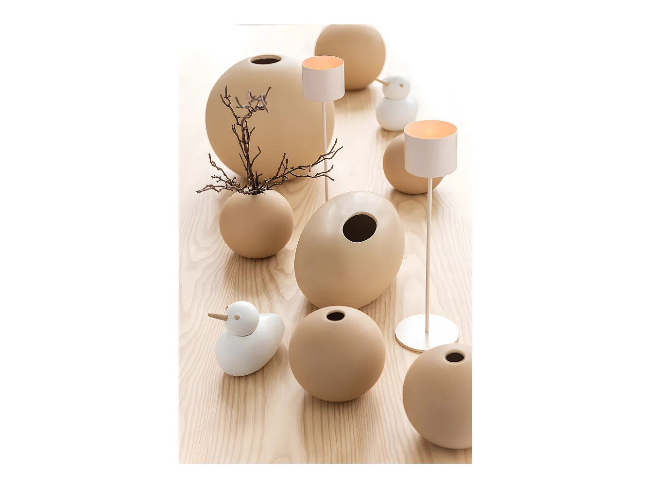Vaso sferico in ceramica beige D18cm