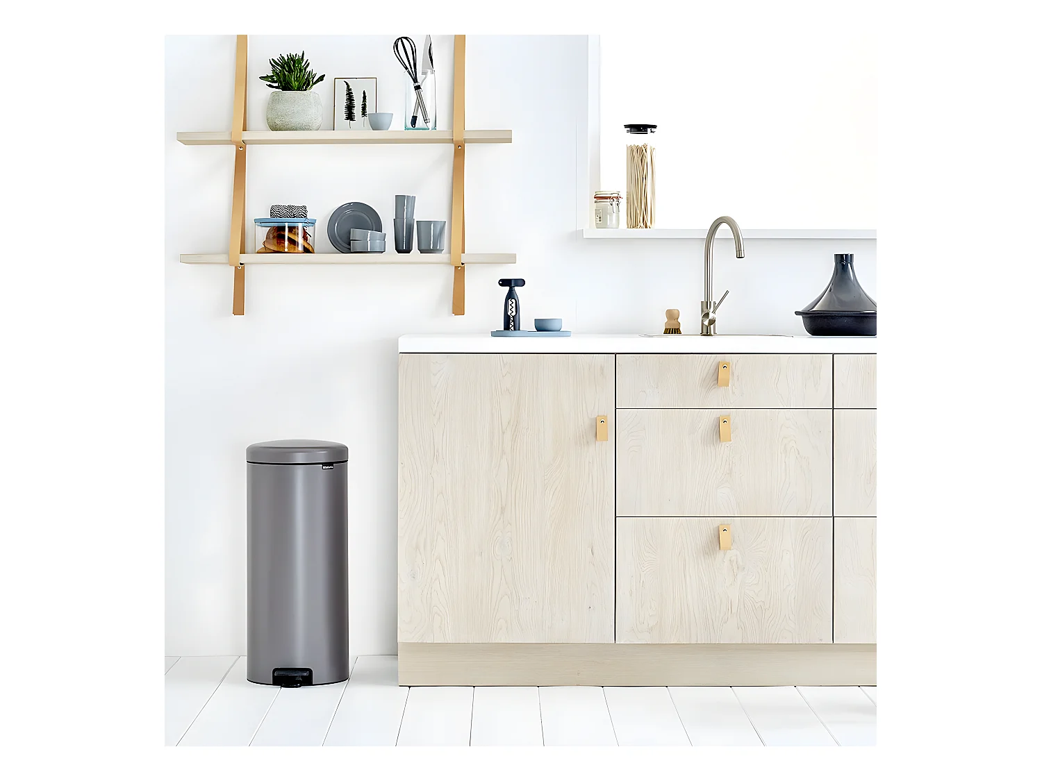 Pedaalemmer NewIcon 30L Platinum Code G Grijs Metaal 30L Stille Sluiting Geurwerend