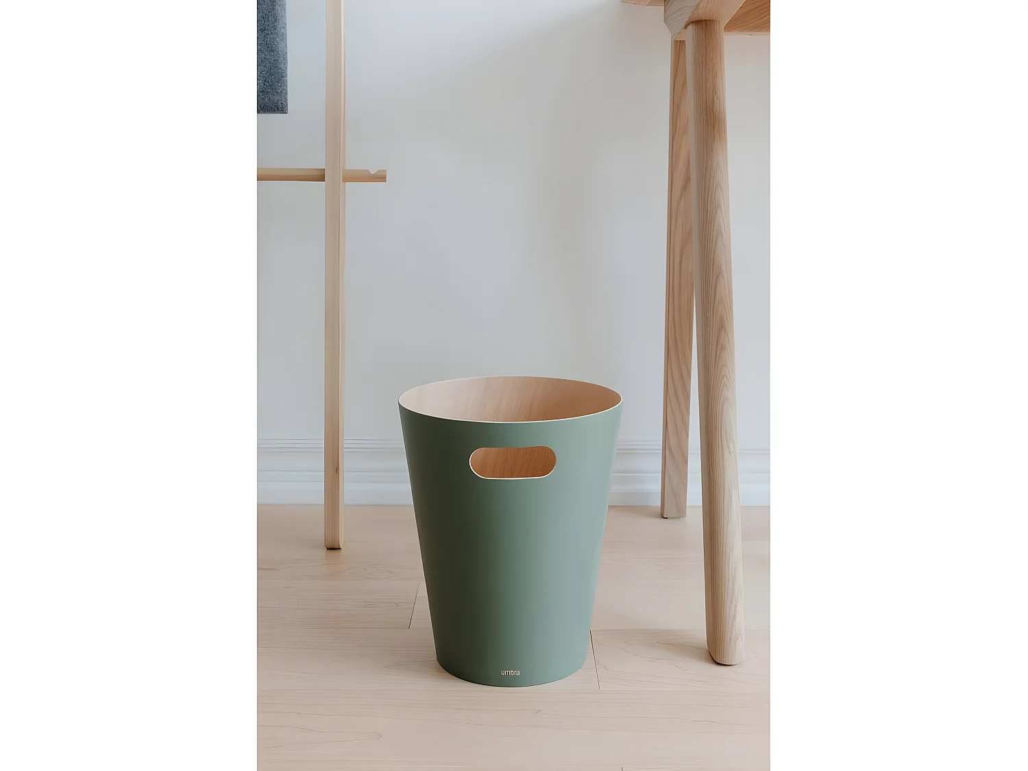 Corbeille à papiers en bois 7,5L Woodrow verte