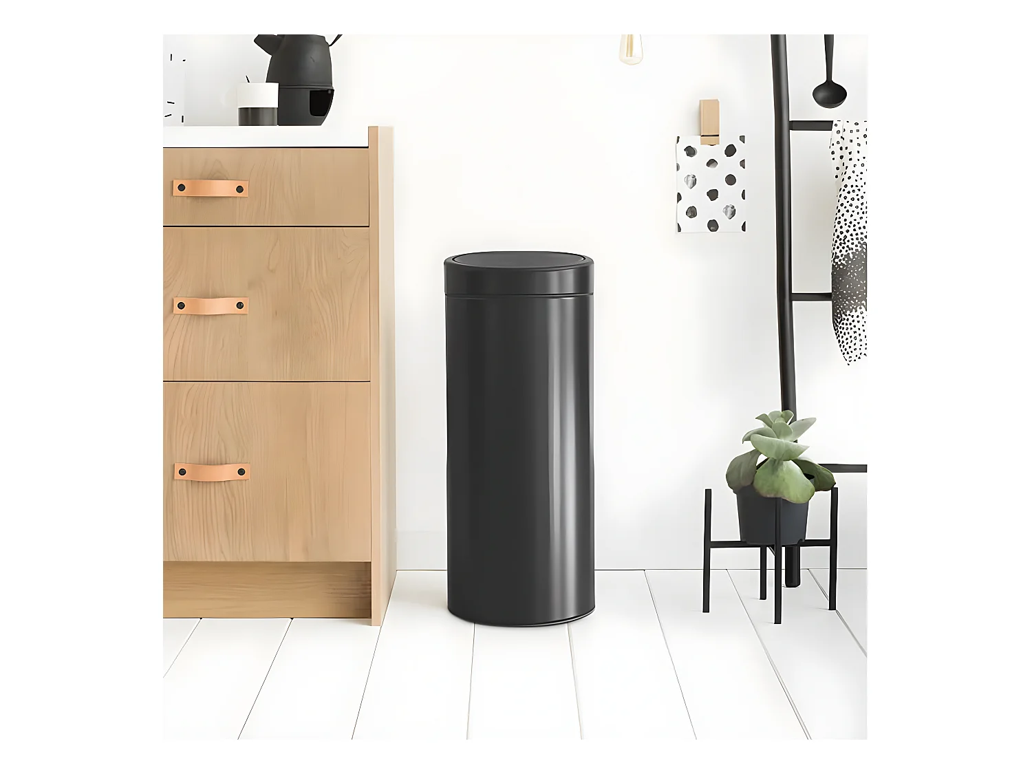 Touch bin New 30 l noir mat Code G