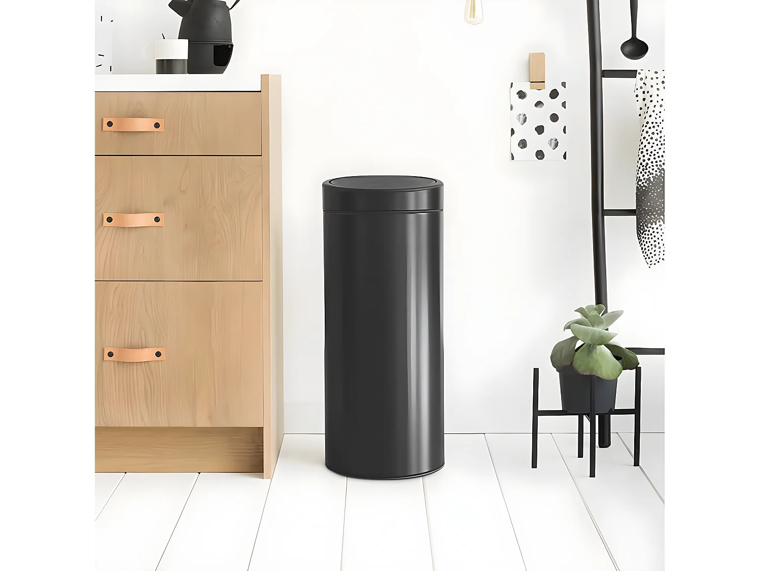 Touch bin New 30 l noir mat Code G