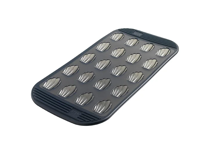 Moule pour 20 mini-madeleines en silicone