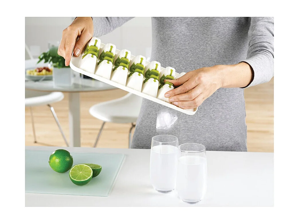 Bac à glaçons libération facile avec couvercle quicksnap