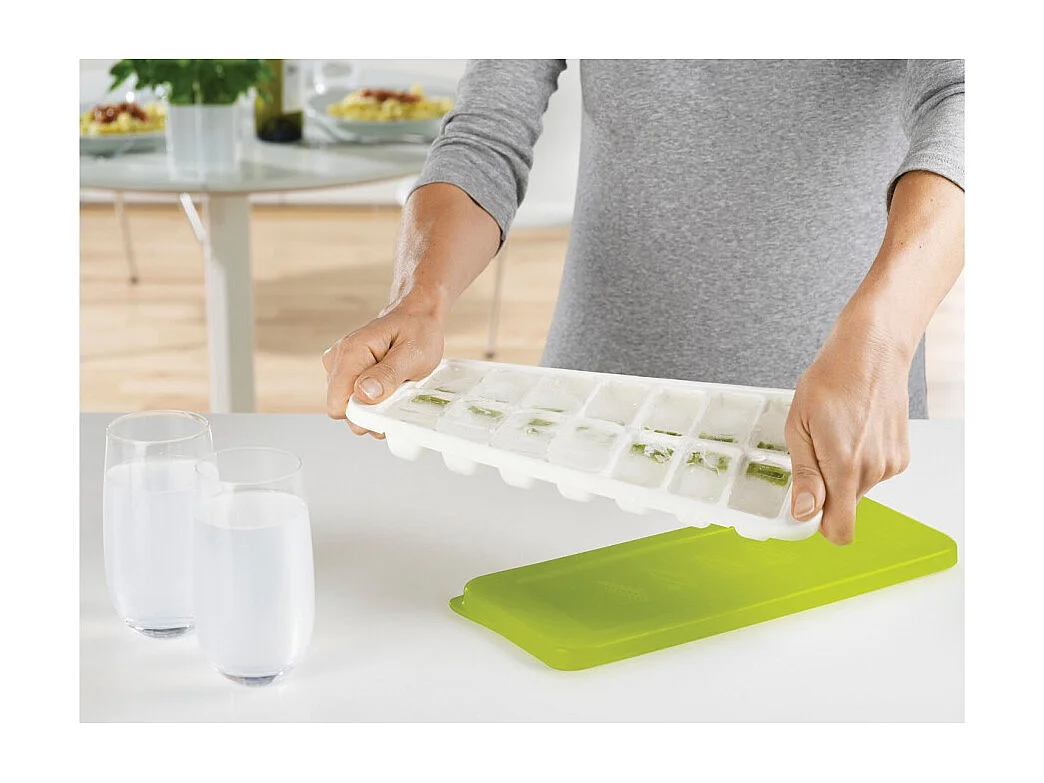 Bac à glaçons libération facile avec couvercle quicksnap