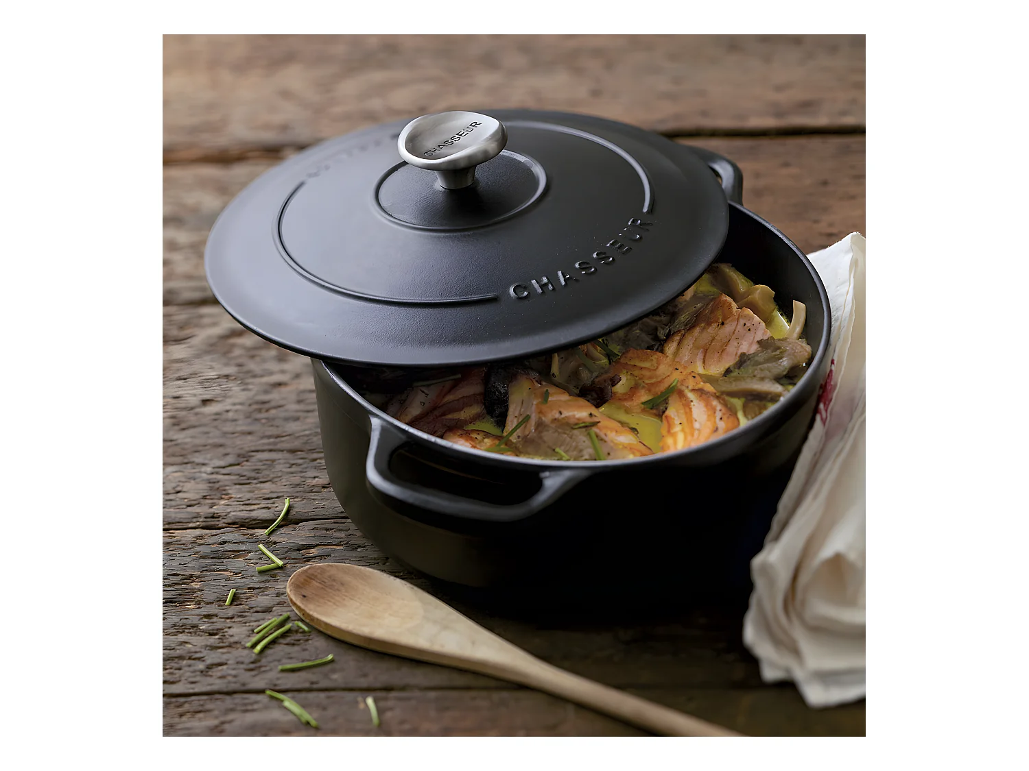 Chasseur Cocotte ronde en fonte émaillée 26cm noir - puc472601