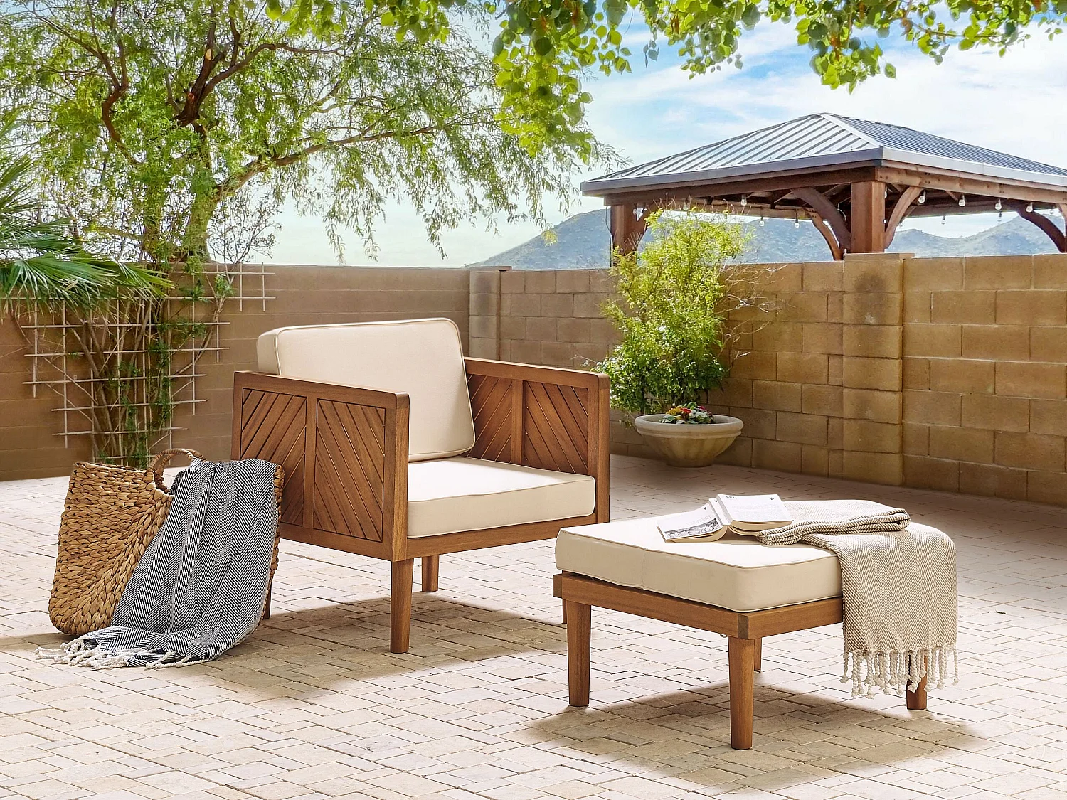 Ottoman de jardin BARATTI Acacia Marron