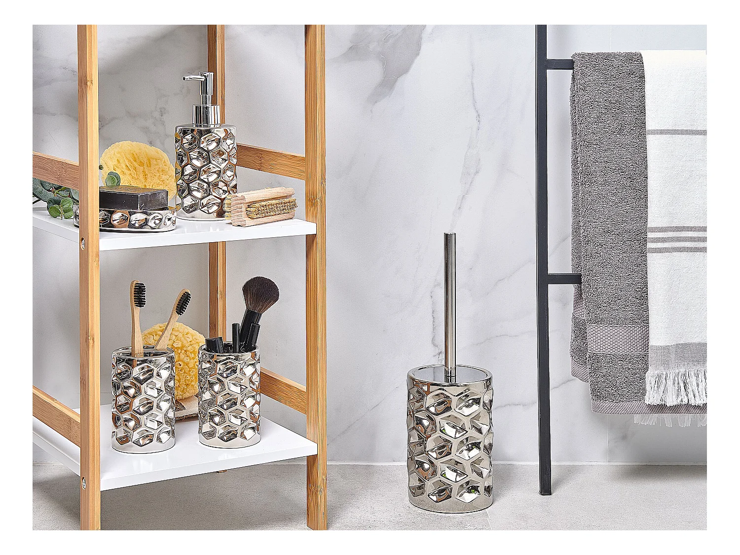 Elegantes Badezimmer-Zubehör 5-teilig aus Keramik in Silber Tirua