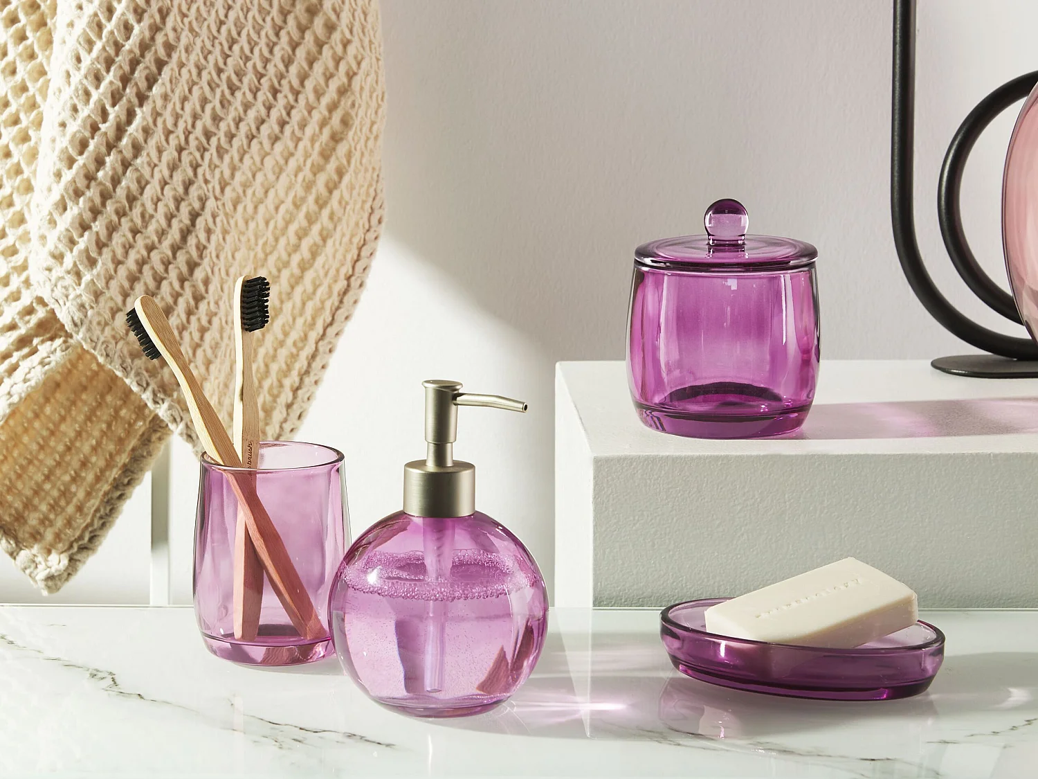 Set da 4 accessori per il bagno ROANA Vetro Viola