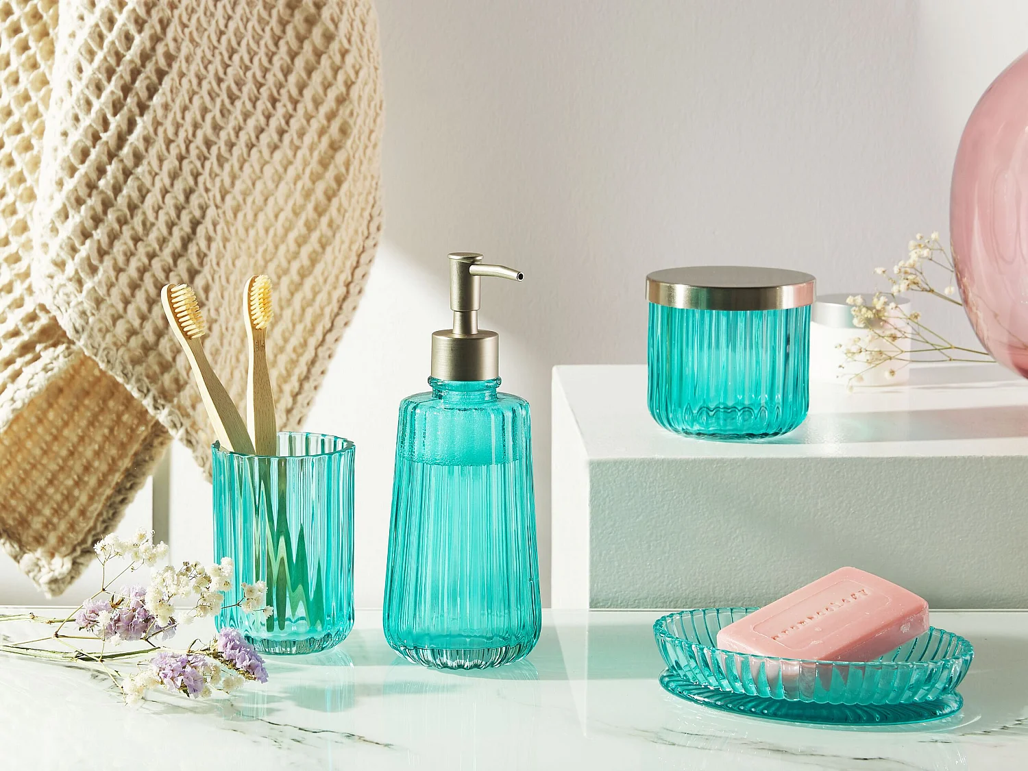 Set de 4 accessoires de salle de bain TECATE Verre Bleu