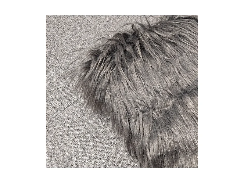 Lot de 2 coussins 45 x 45 cm gris anthracite à poils longs - MOUTH