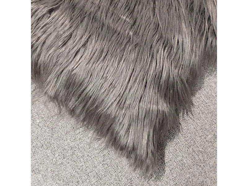 Lot de 2 coussins 45 x 45 cm gris anthracite à poils longs - MOUTH