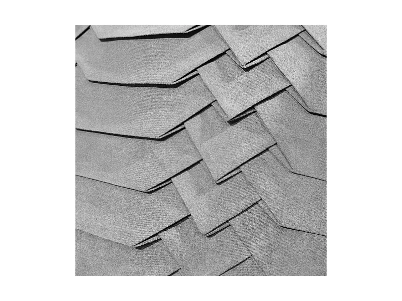 Lot de 2 coussins 45 x 45 cm microfibre gris plis géométriques - PANG