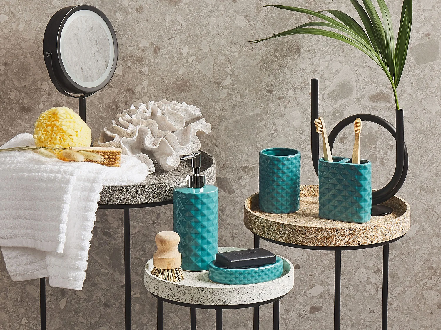 Set de 4 accessoires de salle de bain GUATIRE Céramique Turquoise