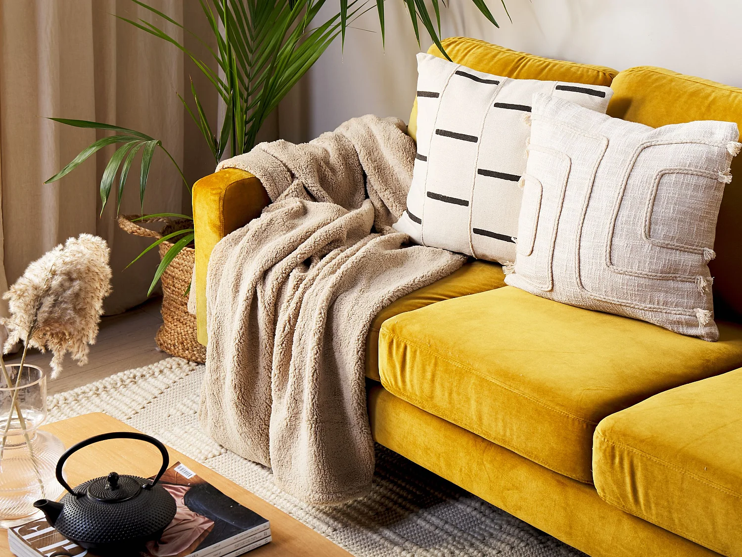 Koc MIRGE 125 x 150 cm Piaskowy