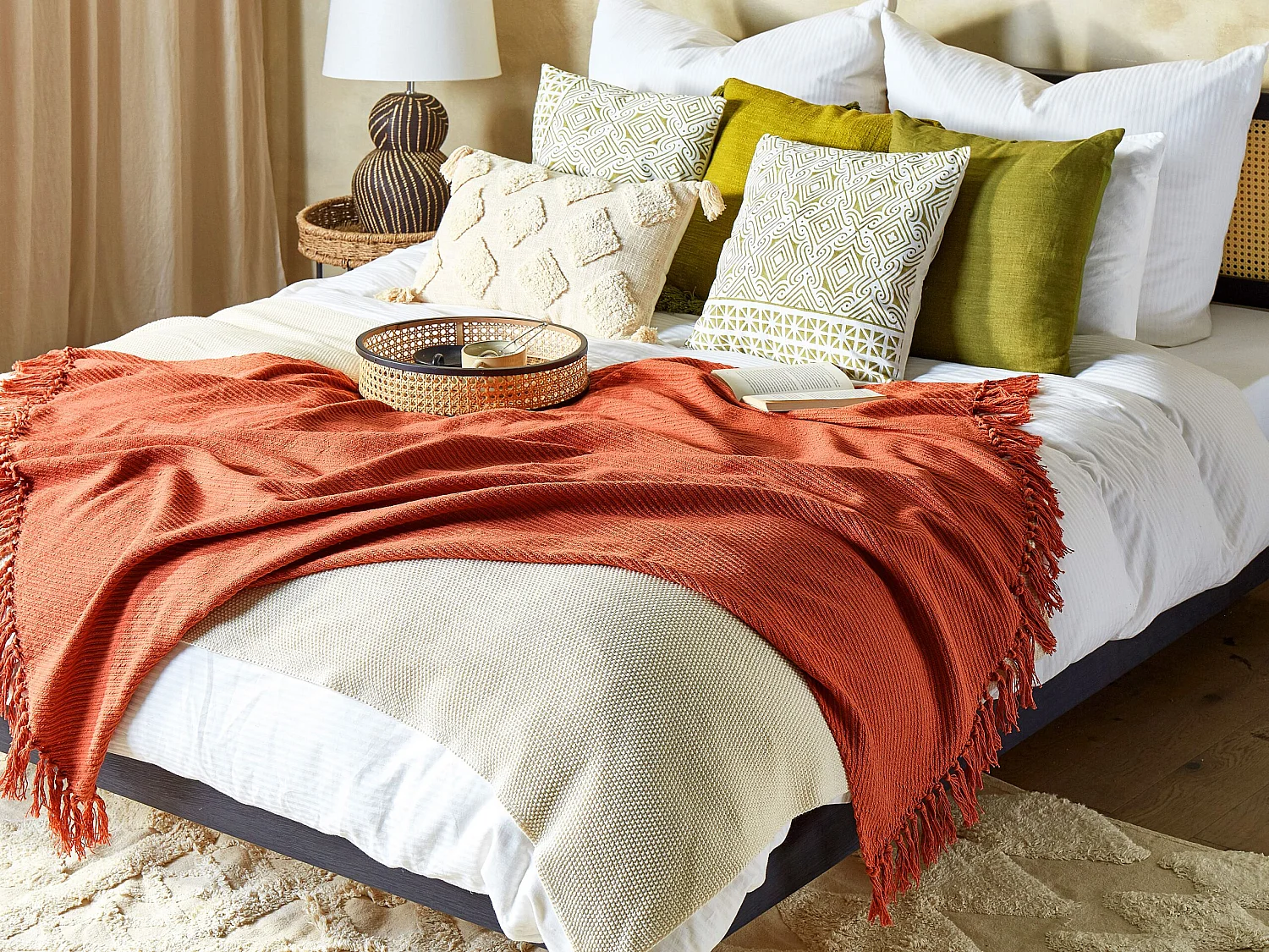 Decke Baumwolle rot 125 x 150 cm mit Fransen Wohndecke Überwurf Klassisch Yarsa