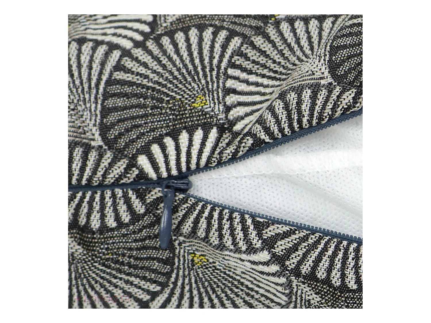 Housse de coussin 40x40 cm SHELL gris Argent