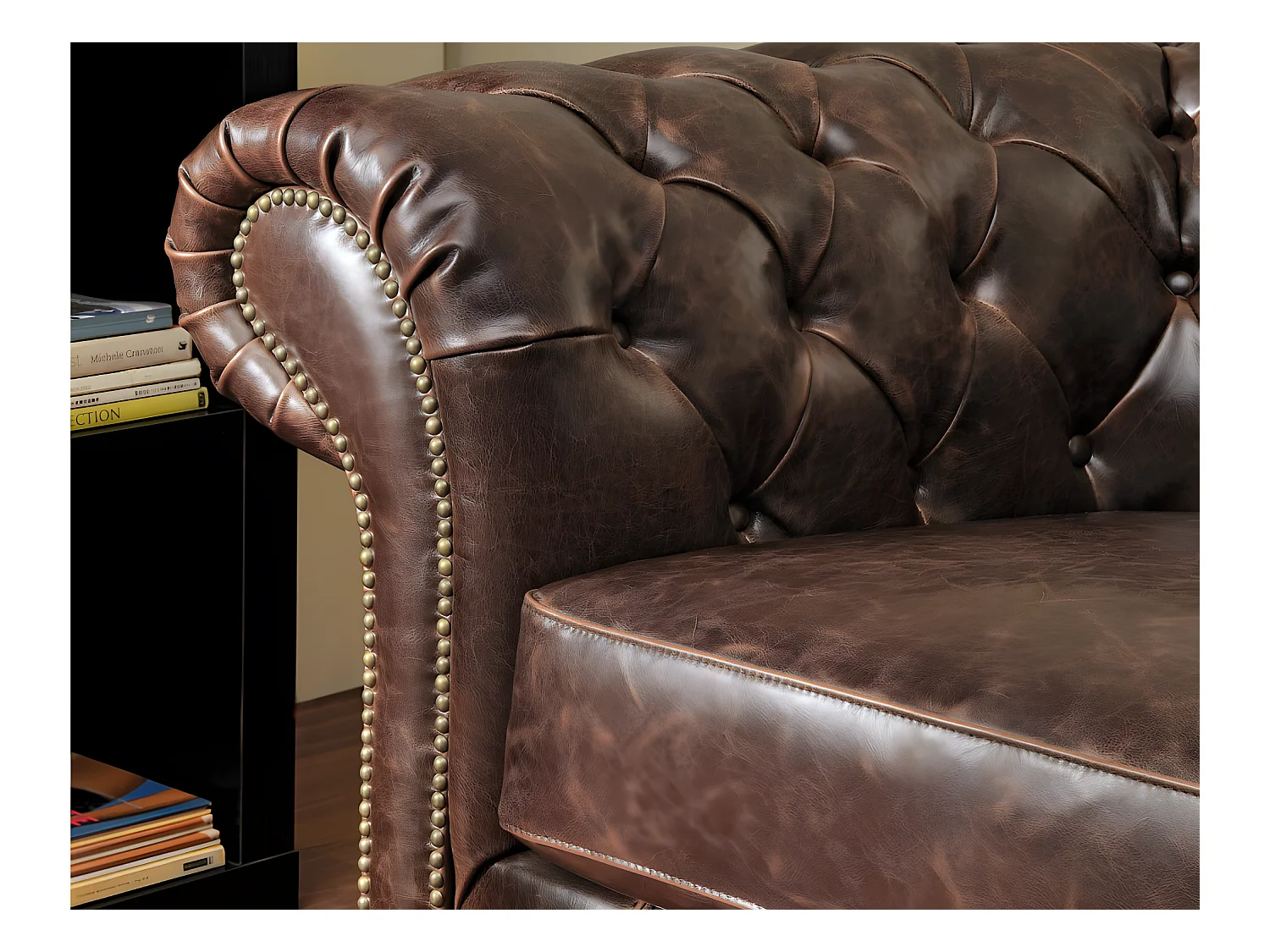 Fauteuil chesterfield CLOTAIRE 100% cuir vieilli