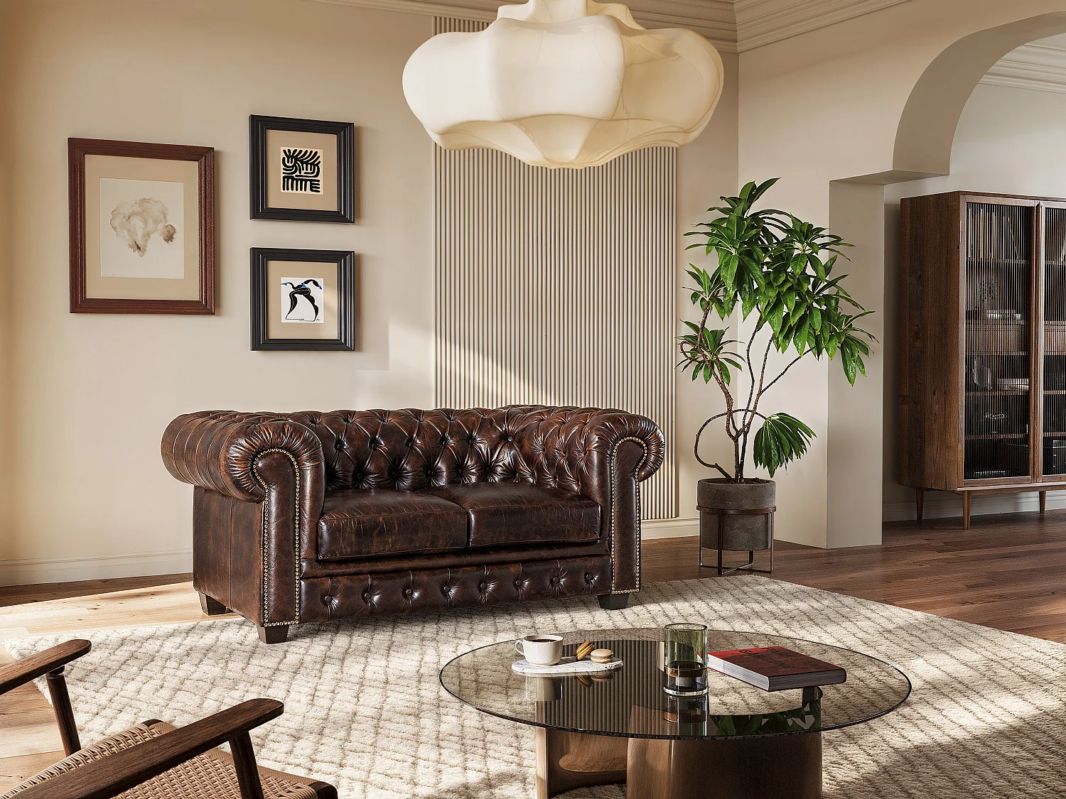 Sofá 2 lugares 100% pele de búfalo Castanho com reflexos castanhos estilo chesterfield - BRENTON