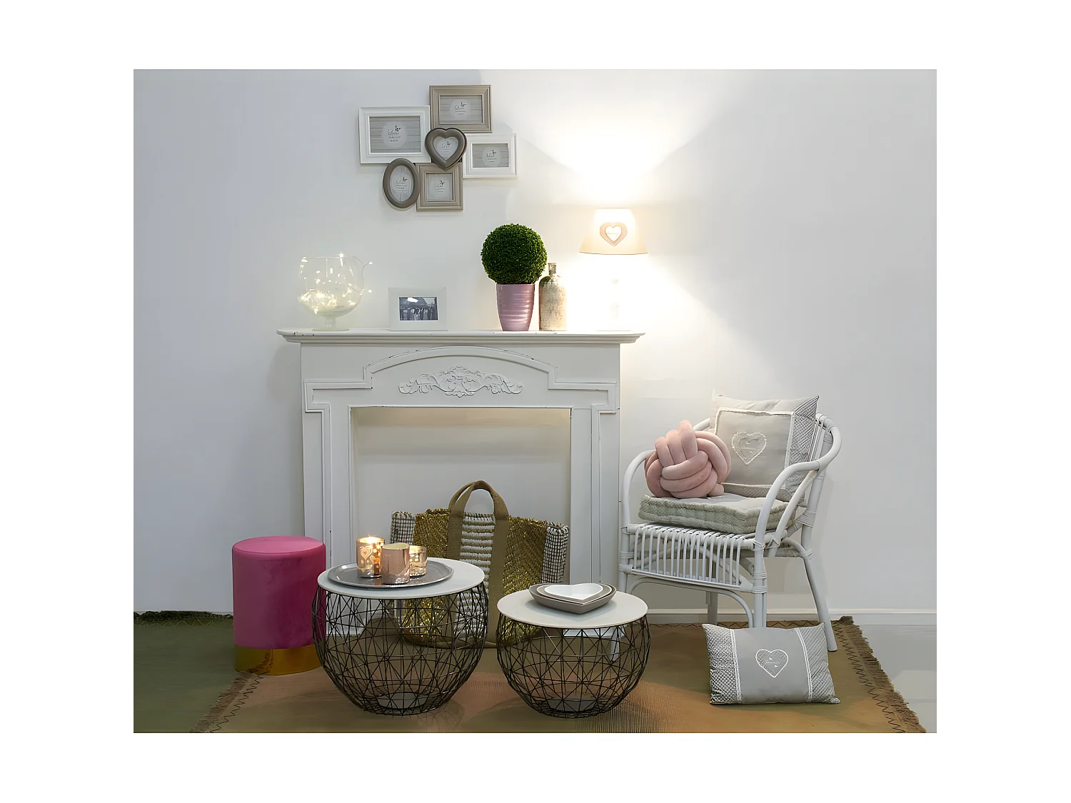 Lampe à poser grise coeur