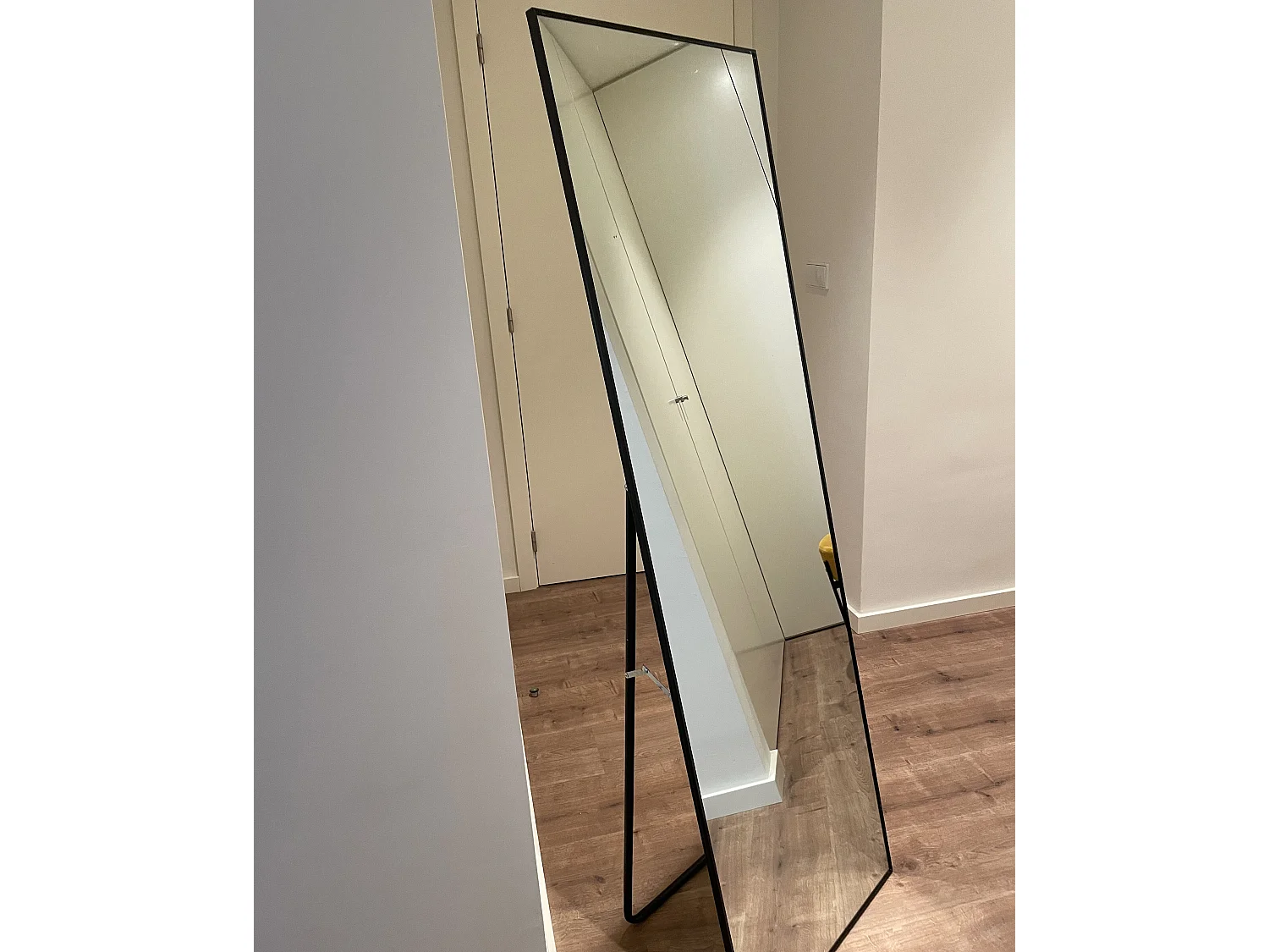 Miroir sur pied BEAUVAIS 156 cm Métal Noir