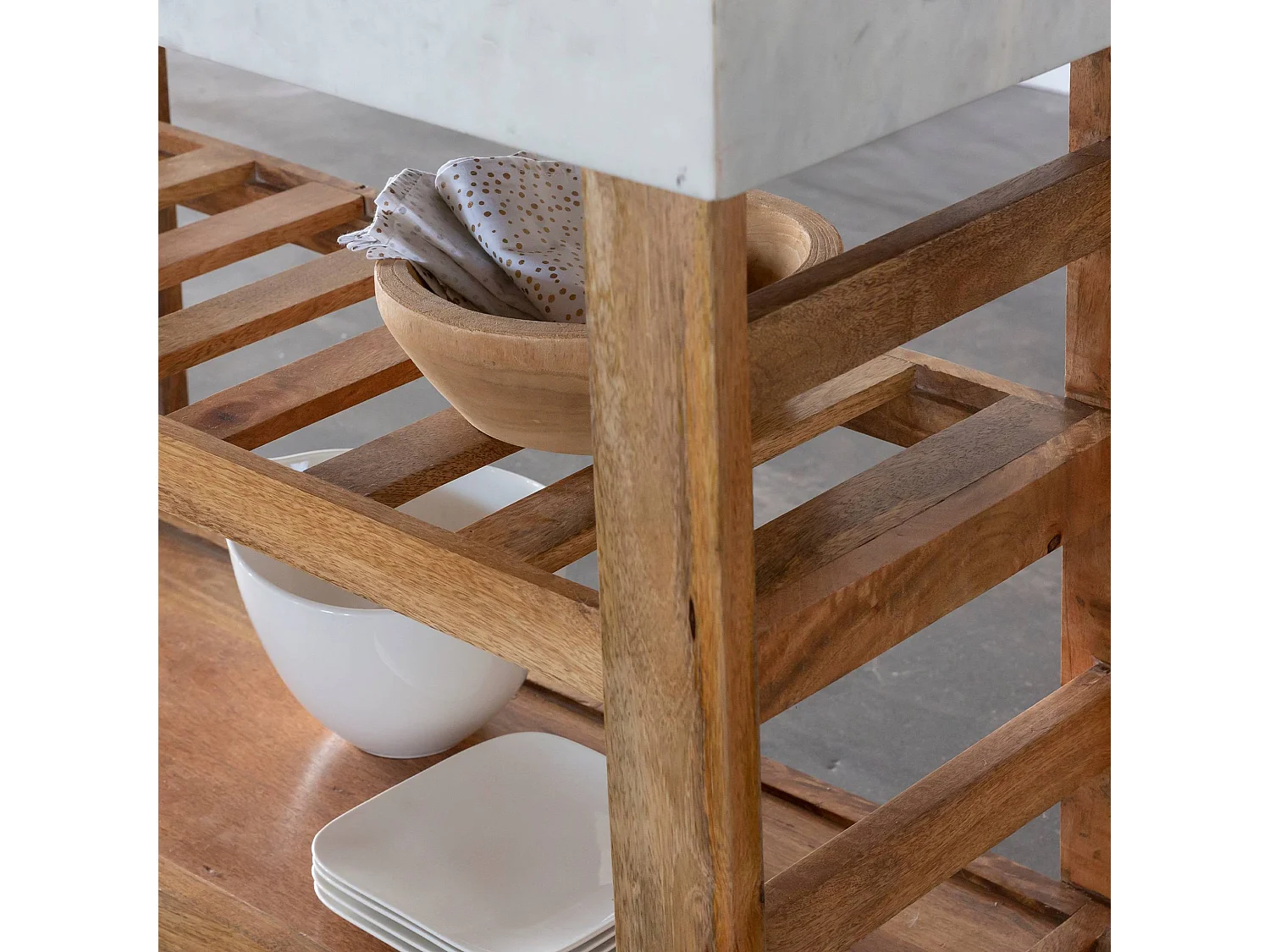 Billot en marbre et bois Louca