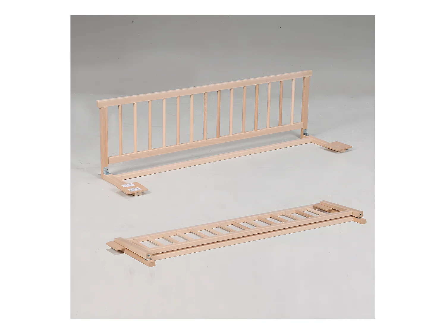 Lit cabane PANDA 90x190 + 1 sommier + barrière /Naturel