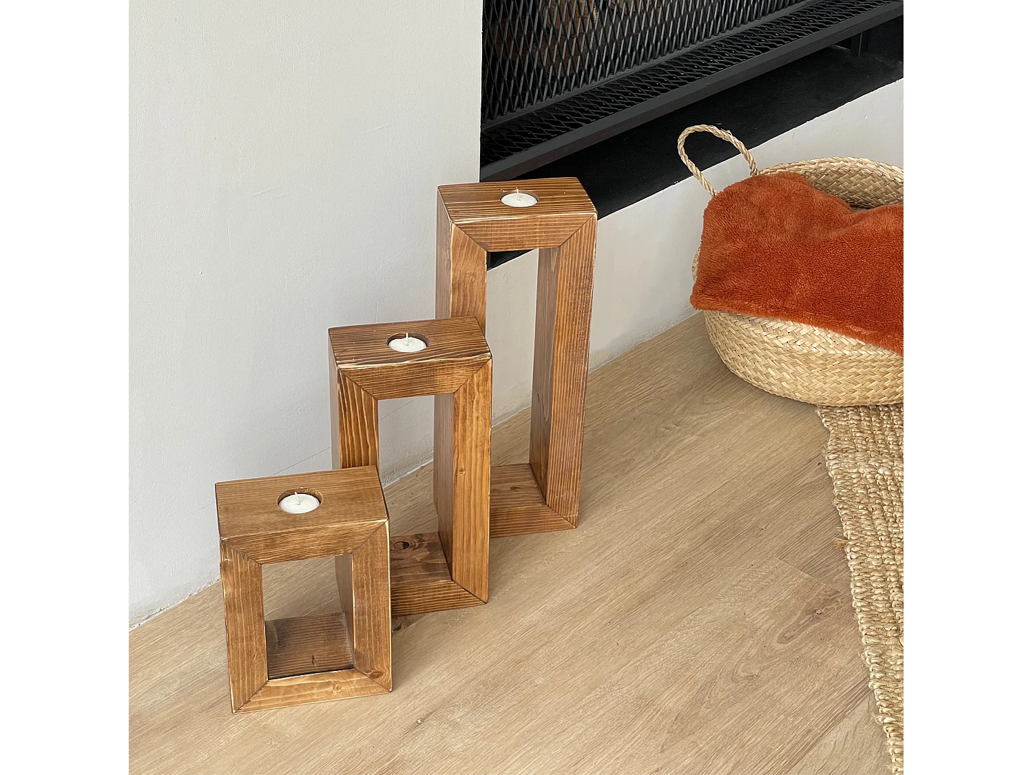 Lot de 3 supports de bougies chauffe-plats Nyborg tailles différentes pin lasuré [en.casa]