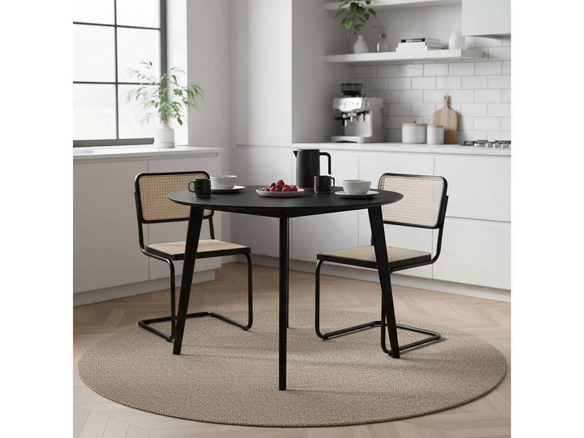 GRAM - Table Repas Ronde 105cm Noire Piètement Hévéa