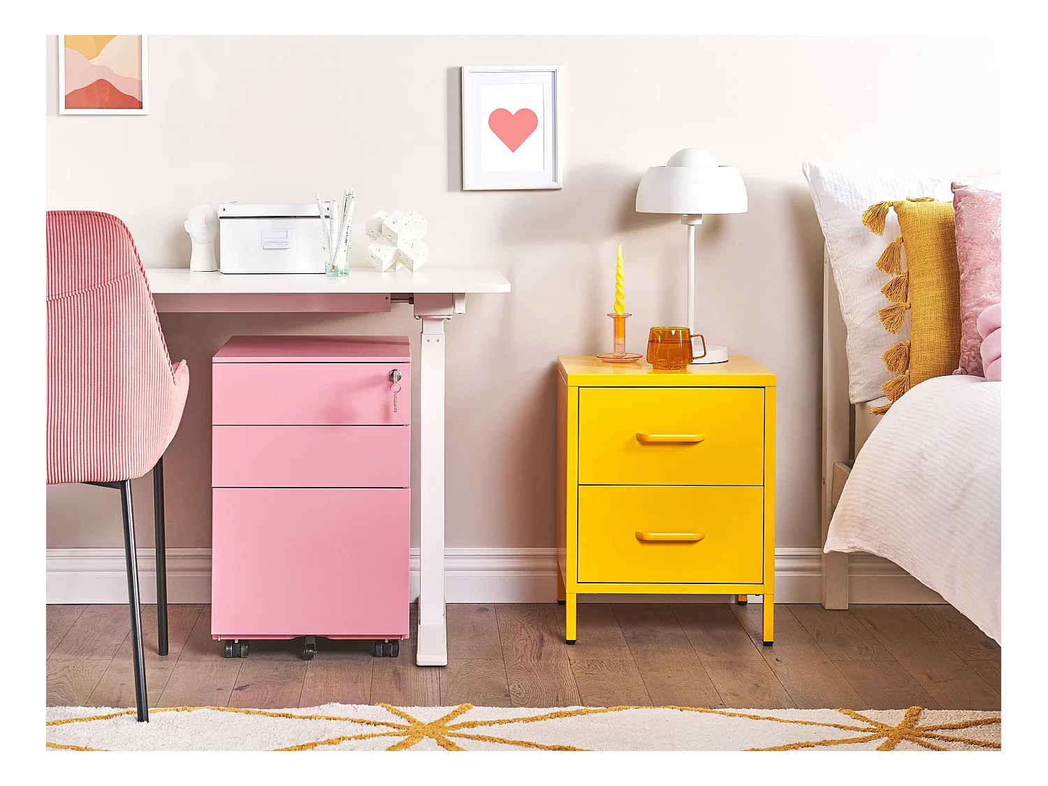 Aktenschrank aus Stahl rosa auf Rollen mit 3 Schubladen Cami