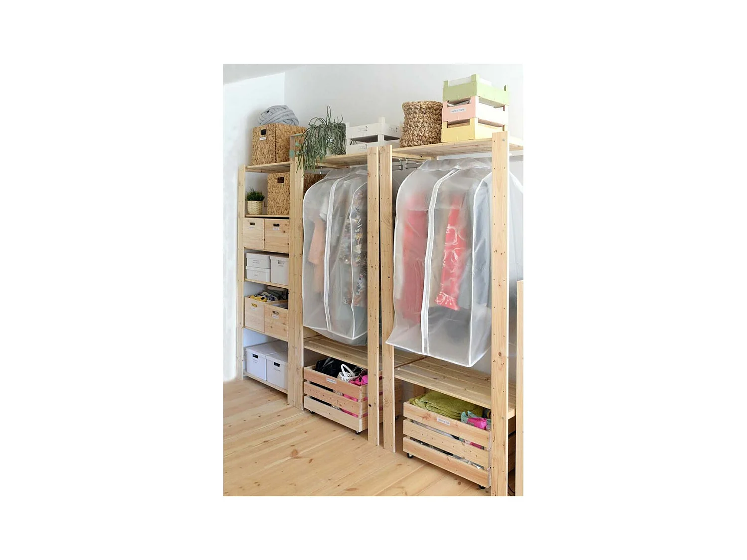 Stapelbare Kiste aus massivem Kiefernholz - L51,2 x H28 cm