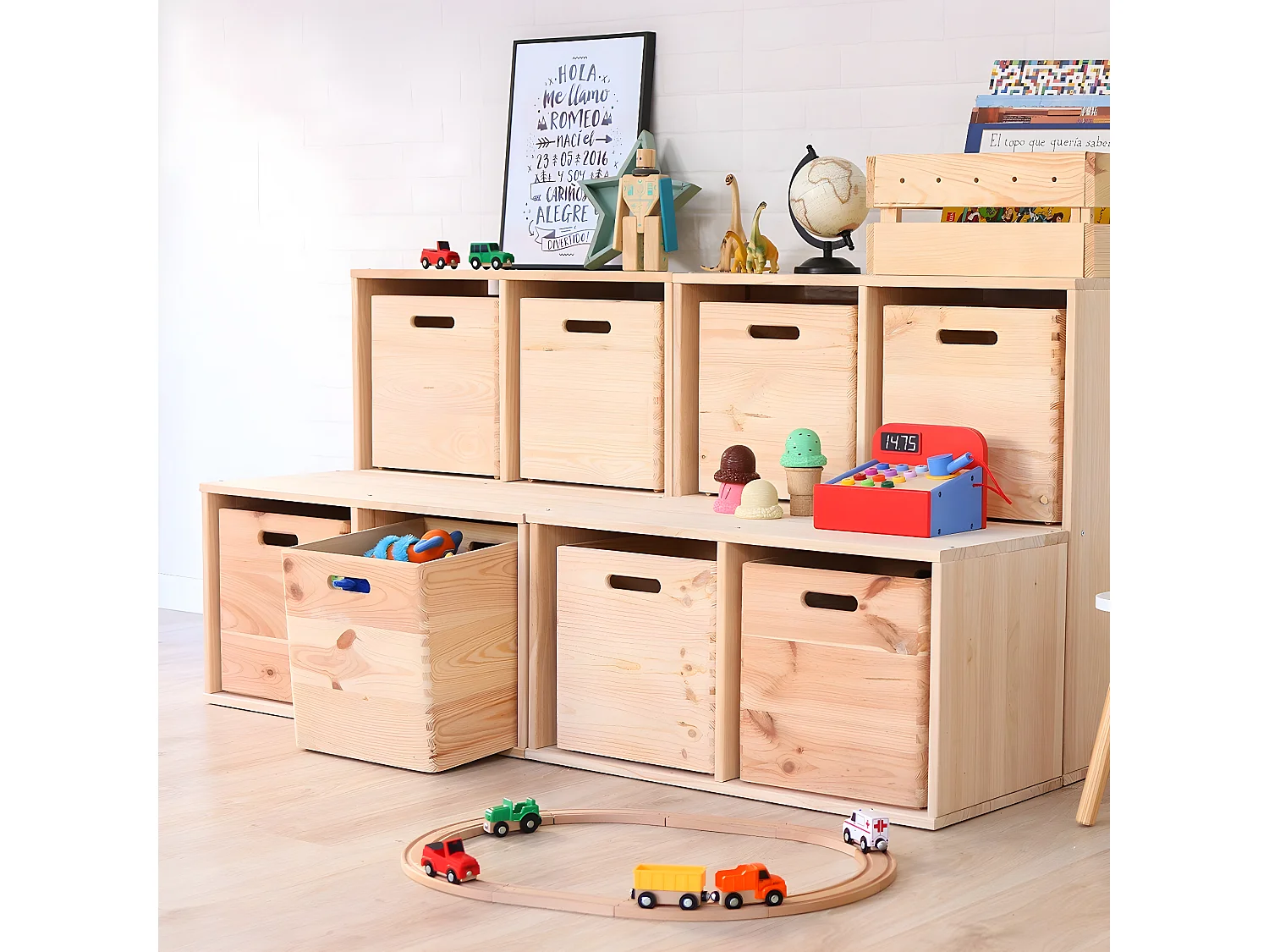 Cube en pin massif - L30 x H30 cm