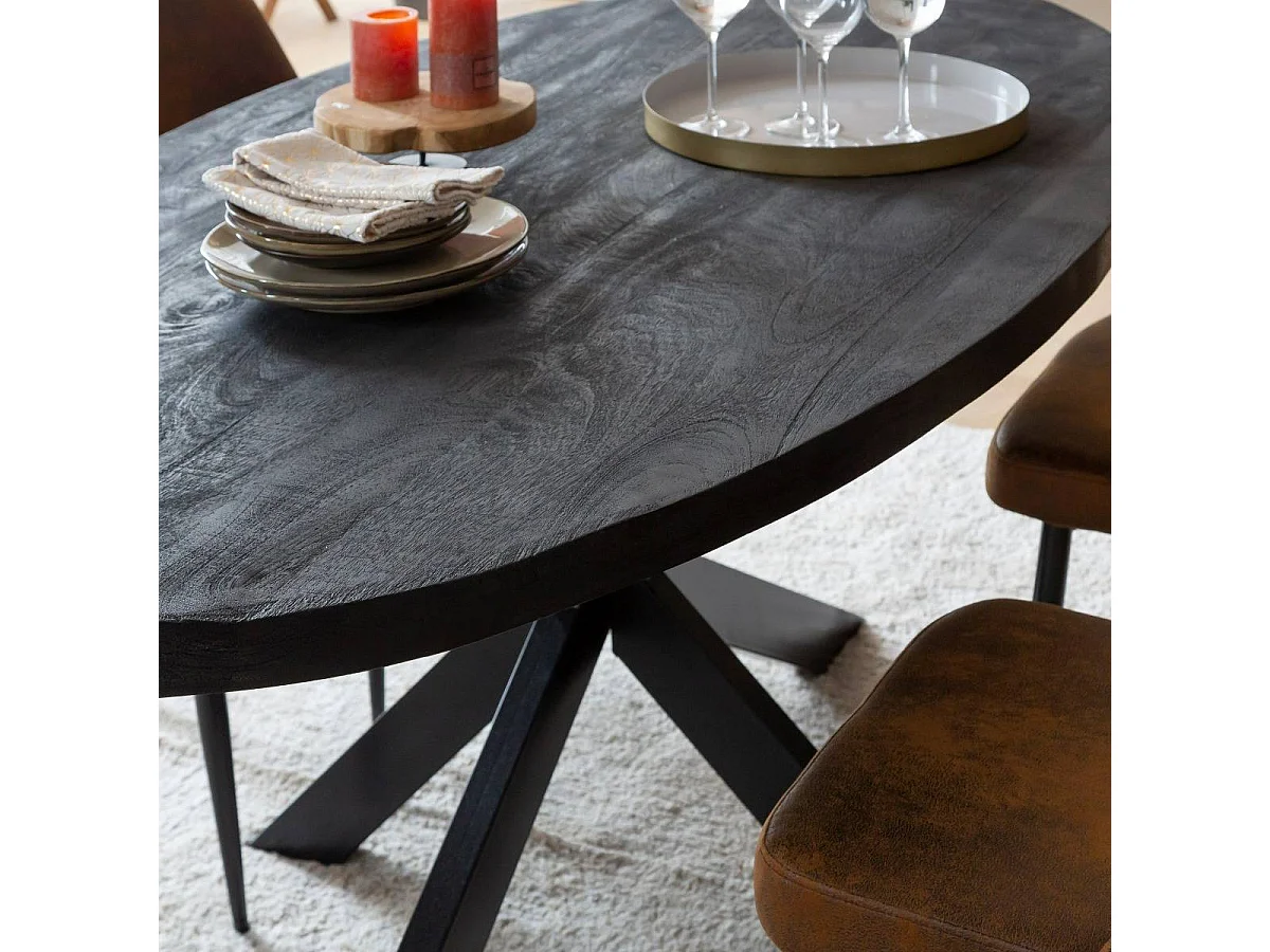 Table à manger ovale en bois Amor