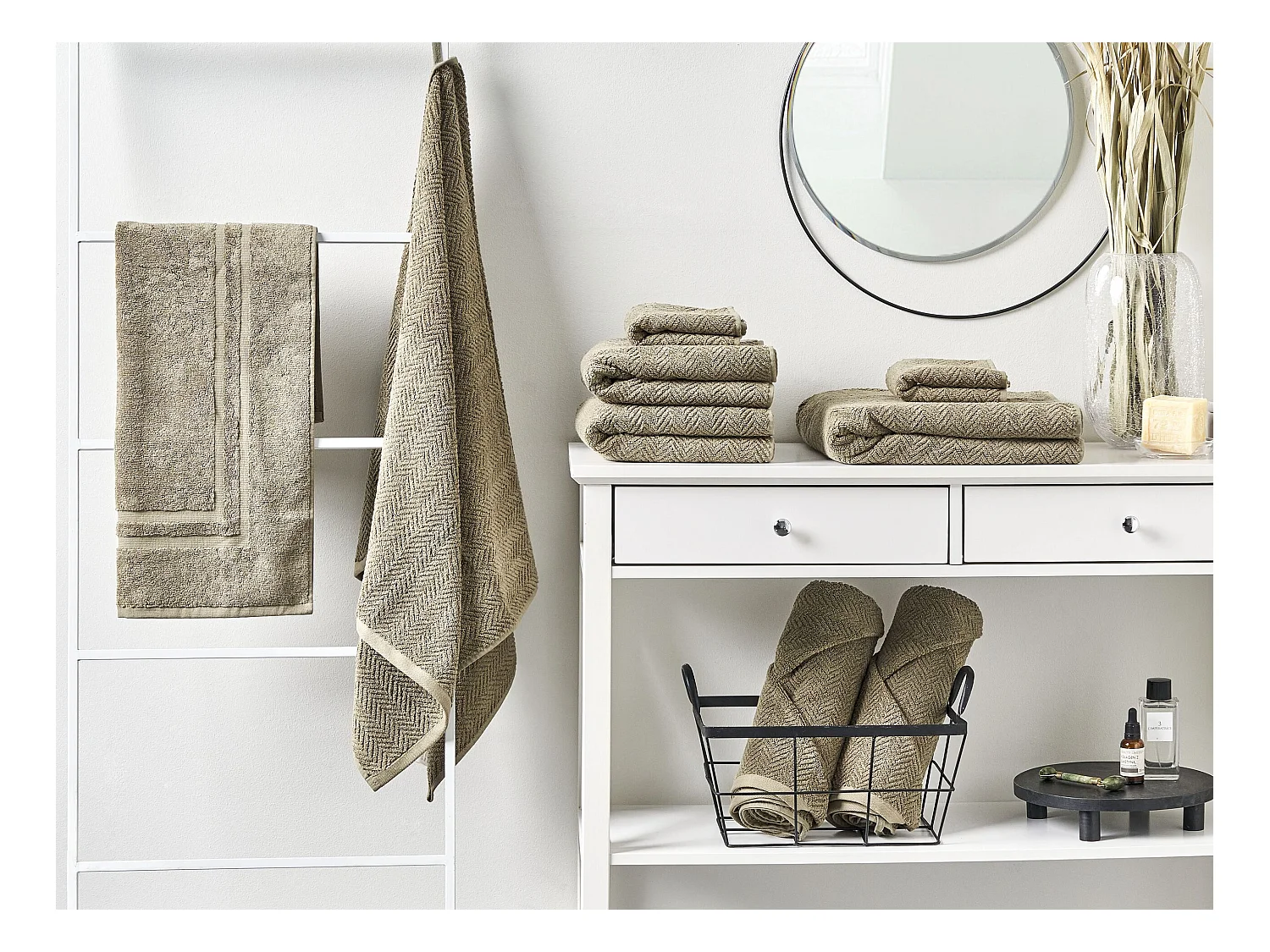 Luxus Handtuch Set mit Badematte Frottee Baumwolle grün 9-teilig Modern Mitiaro