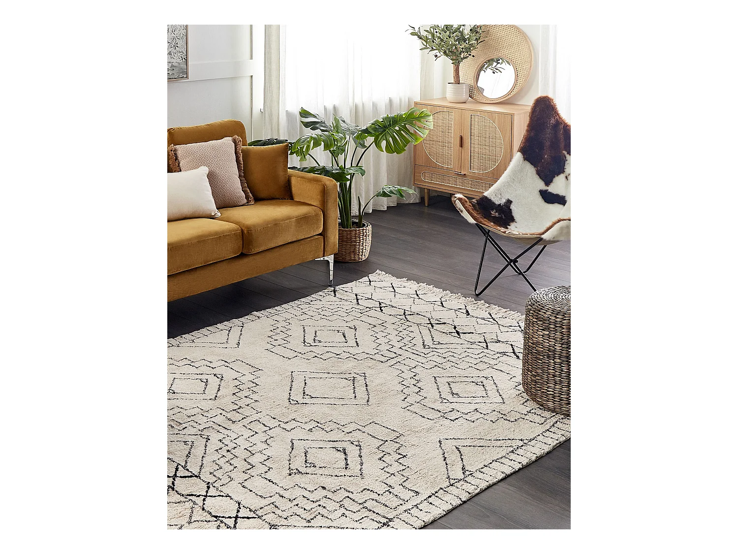 Baumwollteppich Beige und Schwarz Aztekenmuster Modern Vintage 140 x 200 cm Zeyne