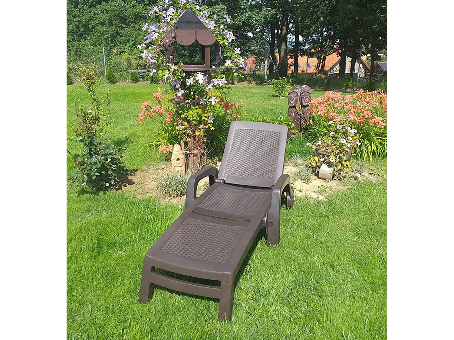 Dmora - Lettino prendisole Abbie, 190x46 h70 cm, Marrone