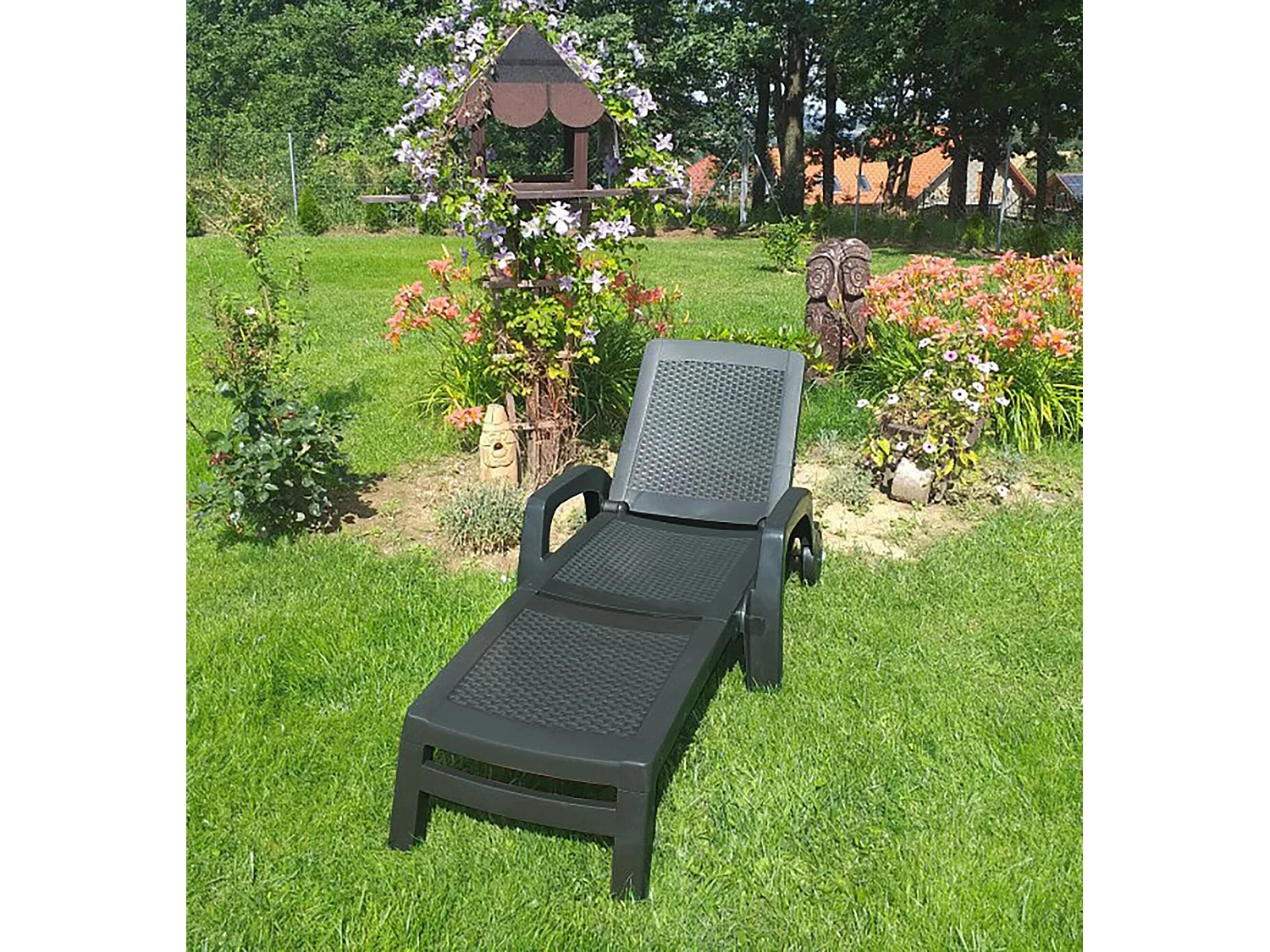 Cama de sol Dmat, Cama de sol de jardín ajustable con reposabrazos, Tumbona de exterior, 100% Made in Italy, 190x46h70 cm, Antracita