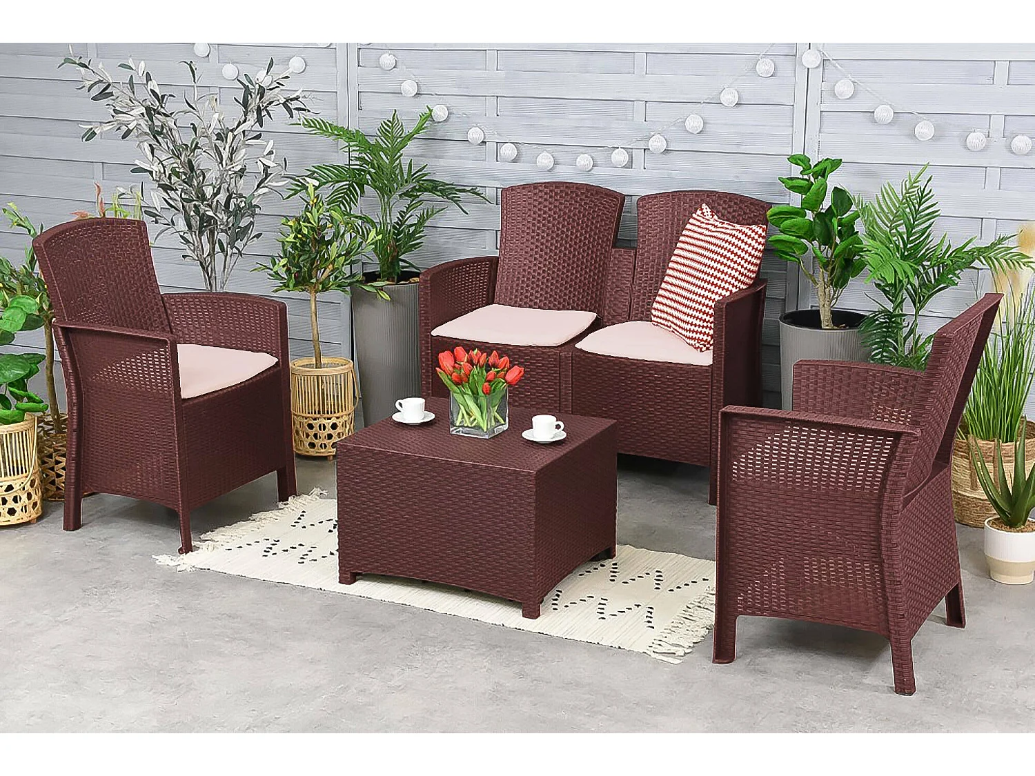 Lounge-Set für den AuÃŸenbereich Dmorat, Gartenmöbel-Set mit Kissen, Sitzbereich für den Innenbereich in Rattan-Optik, 100 % Made in Italy, Braun