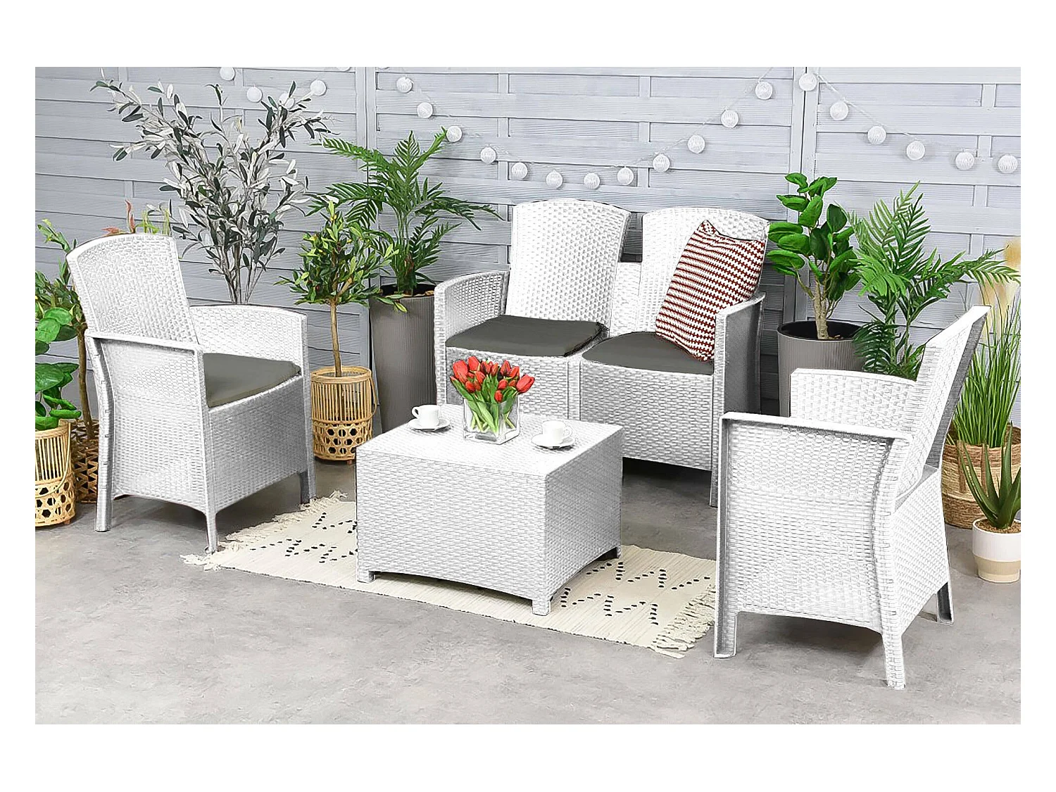 Lounge-Set für den AuÃŸenbereich Dmorat, Gartenset mit Kissen, Lounge-Set für den Innenbereich in Rattan-Optik, 100 % Made in Italy, WeiÃŸ