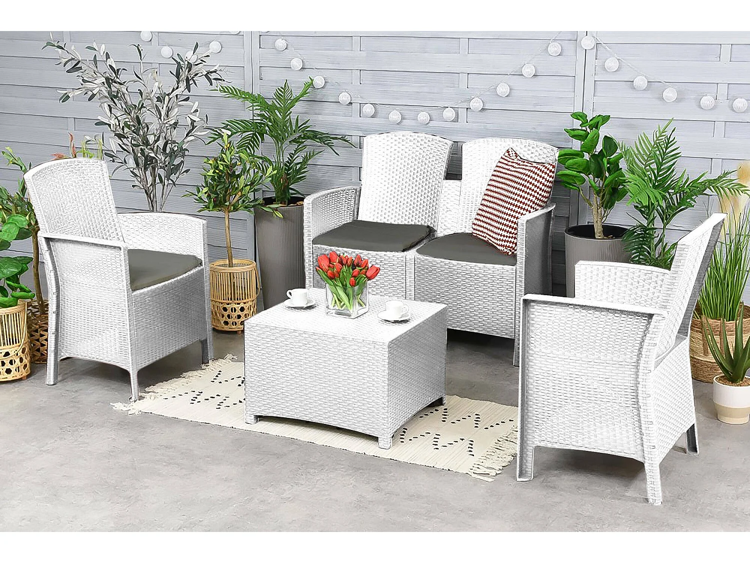 Lounge-Set für den AuÃŸenbereich Dmorat, Gartenset mit Kissen, Lounge-Set für den Innenbereich in Rattan-Optik, 100 % Made in Italy, WeiÃŸ